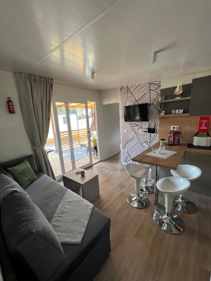 Mobile Home La Vida Биоград-на-Мору Экстерьер фото