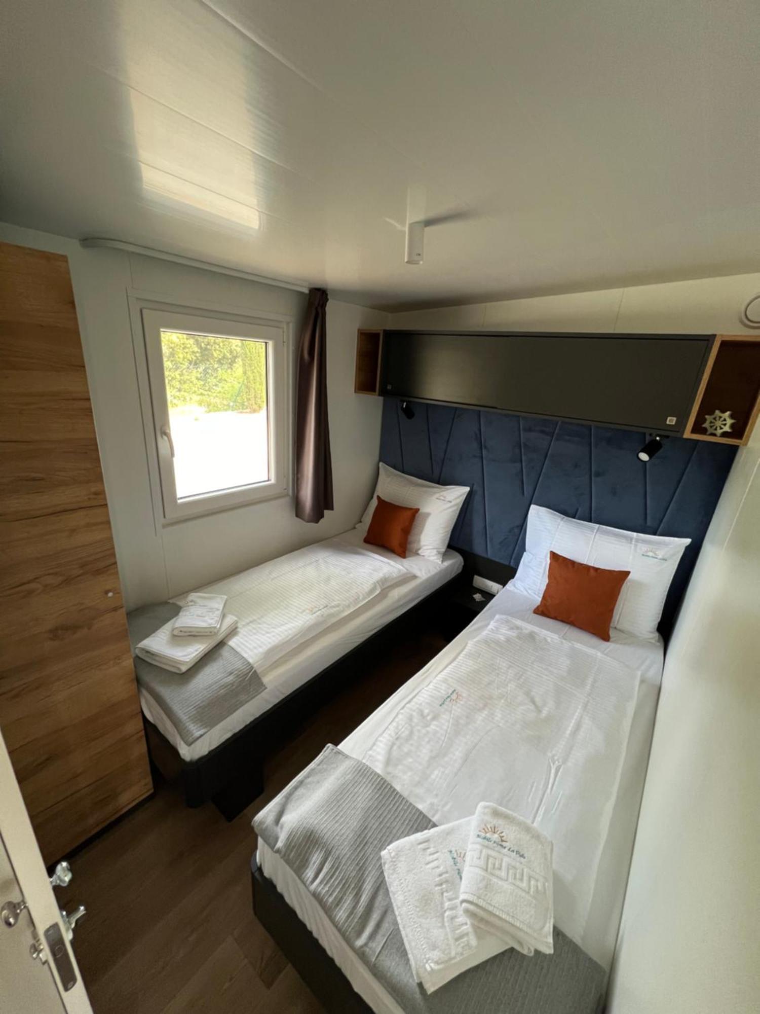 Mobile Home La Vida Биоград-на-Мору Экстерьер фото